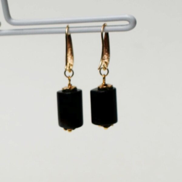 Black Agate Dangle Earrings 3/4" Drop - Image 5